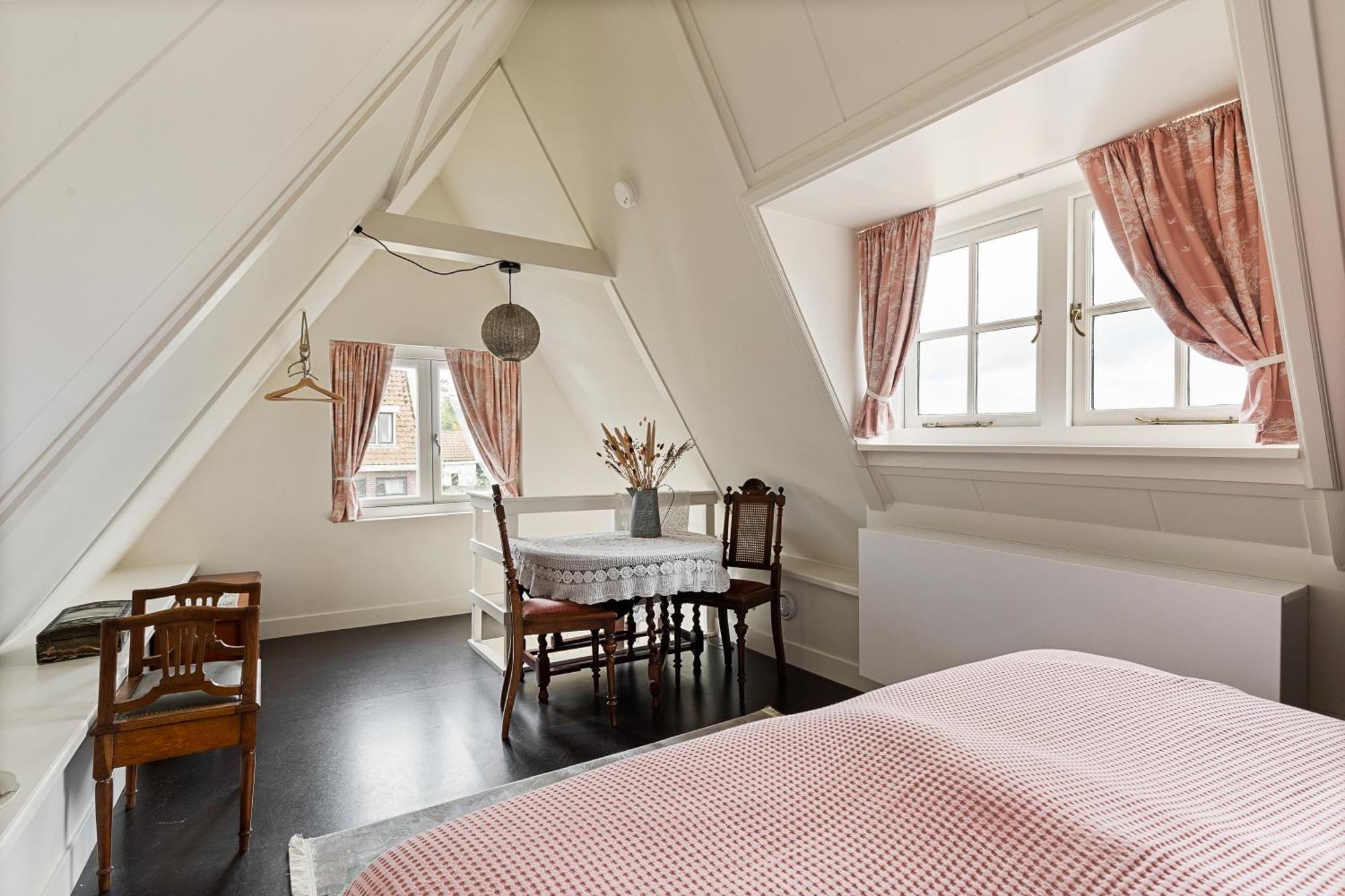 Boutique Hotel Jongwijs Westzaan エクステリア 写真
